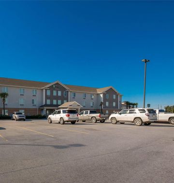 MainStay Suites