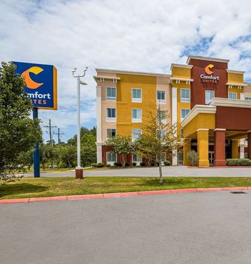 Comfort Suites