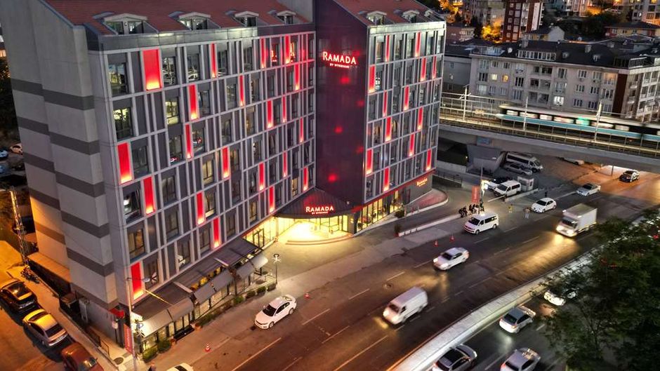 Ramada Istanbul Alibeykoy Exterior