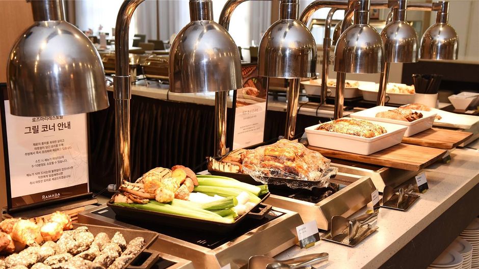 Ramada by Wyndham Yongin Restaurant