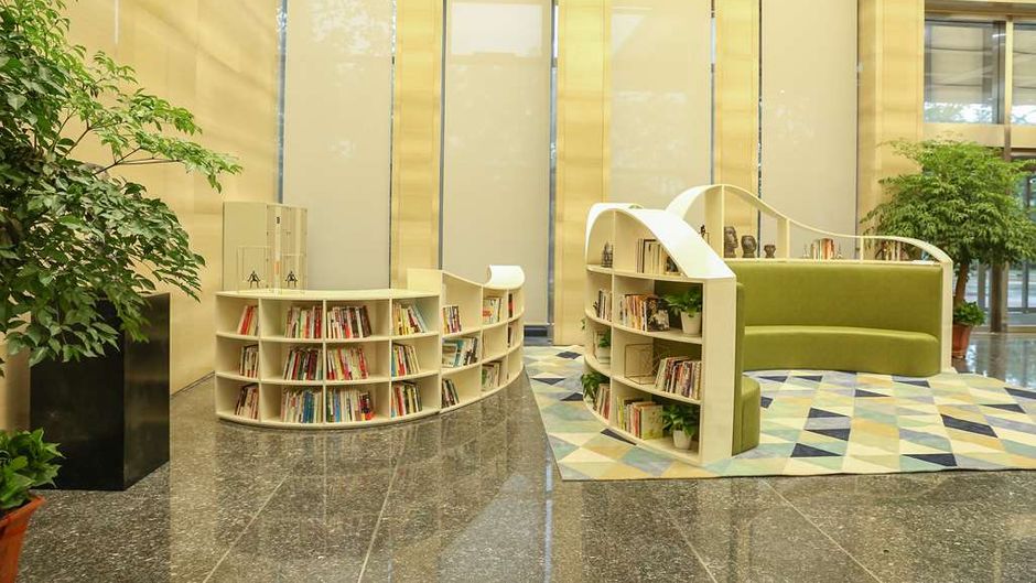 Ramada Encore by Wyndham Hangzhou Aoti Lobby