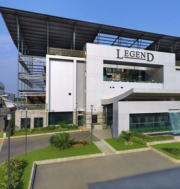 Legend Hotel Lagos Airport, Curio