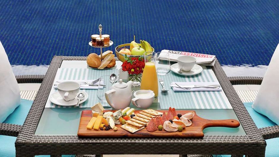 Legend Hotel Lagos Airport, Curio Pool