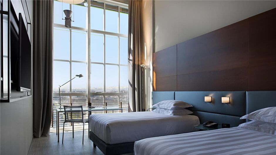 DoubleTree by Hilton Turin Lingotto Room