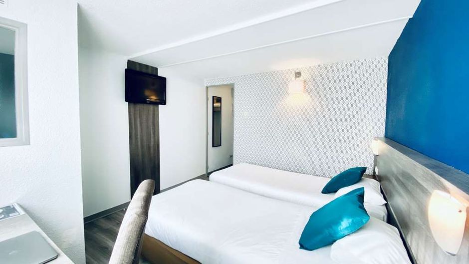 Kyriad Peronne Room