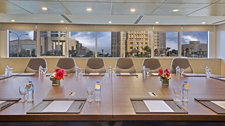 The Curve Hotel Meeting