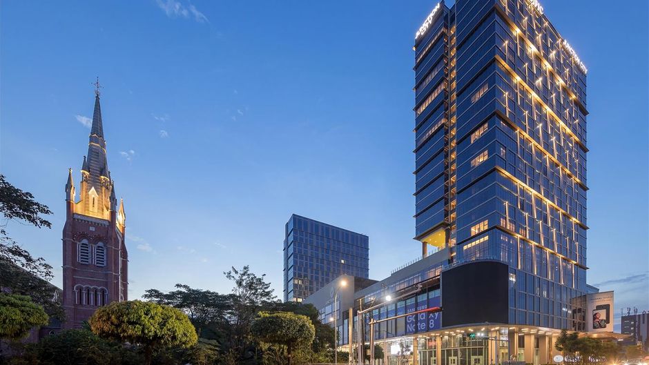 Pan Pacific Yangon Exterior