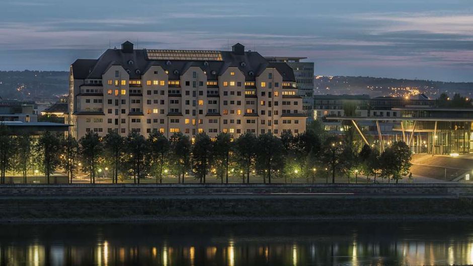 Maritim Hotel & Intl Congress Center Exterior