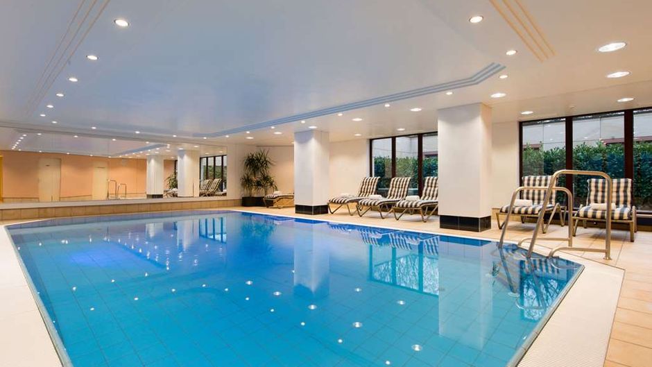 Maritim Hotel am Schlossgarten Pool