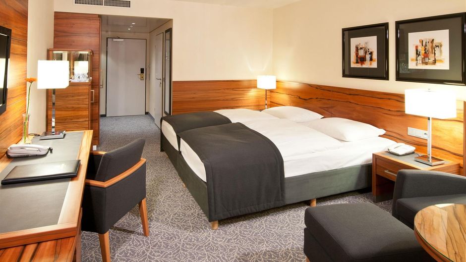 Maritim Hotel Muenchen Room