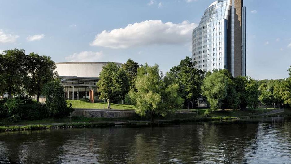 Maritim Hotel Ulm Exterior