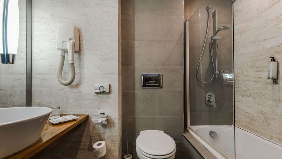 Maritim Antonine Hotel & Spa Room