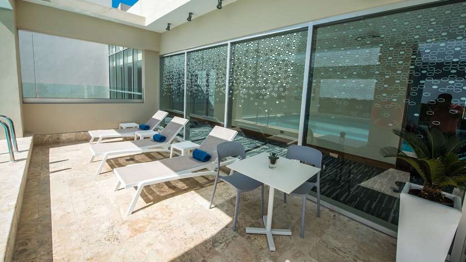 Hampton by Hilton Santo Domingo Airport Pool