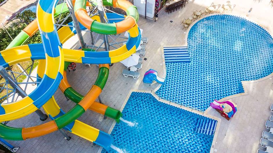 Best Western Plus Premium Inn Pool