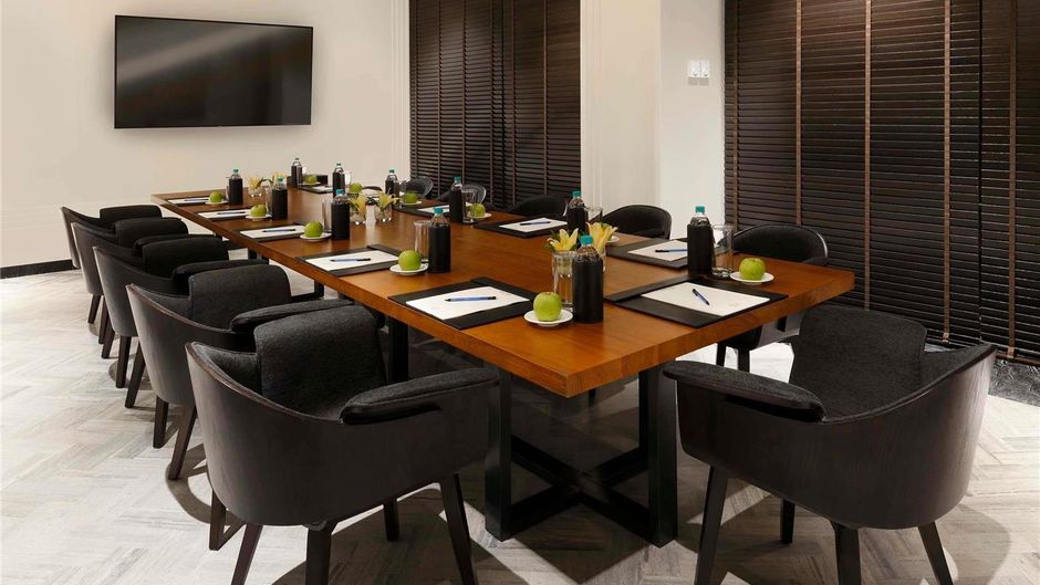 Novotel Chennai Chamiers Road Meeting
