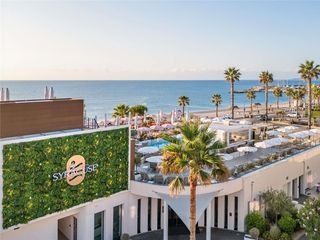 Mercure Villeneuve Loubet Plage