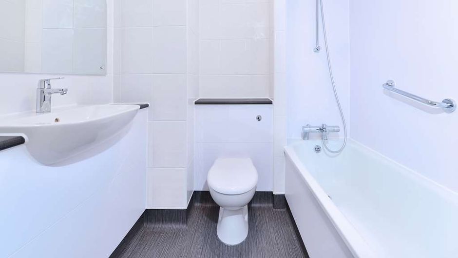 Travelodge Bath Waterside Room