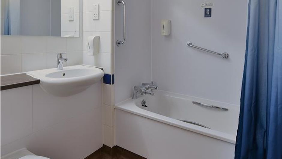 Travelodge Cheltenham Room
