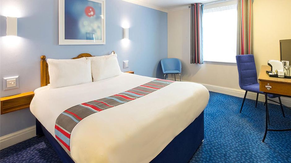Travelodge Helensburgh Seafront Room