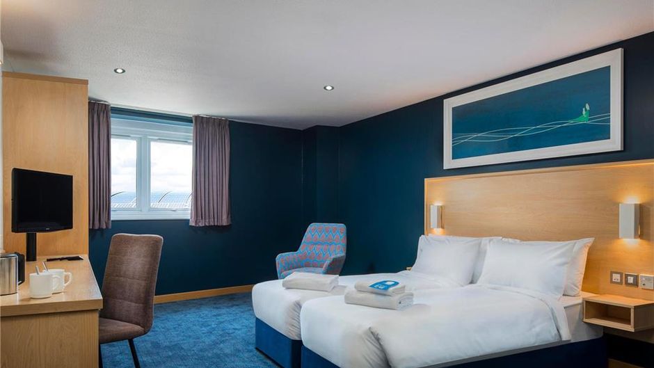 Travelodge-Hemel Hempstead Room