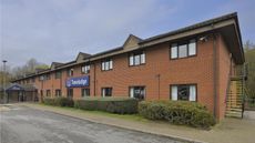 Travelodge Newbury Tot Hill