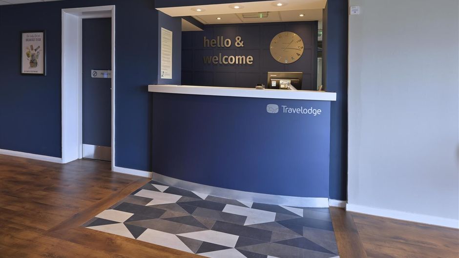Travelodge Rugby Dunchurch Lobby