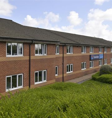 Travelodge Swansea M4