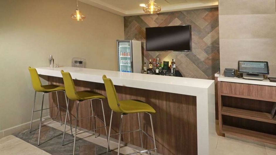 Wyndham Garden Monterrey Valle Real Restaurant