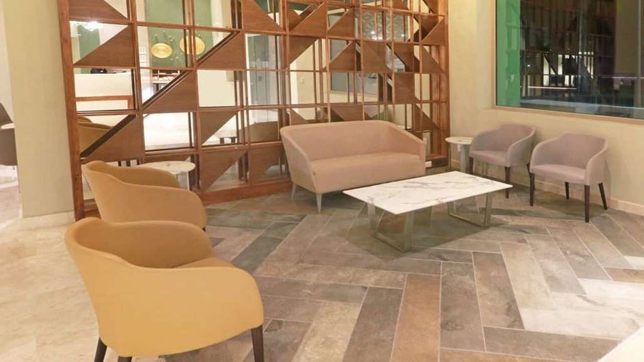 Wyndham Garden Monterrey Valle Real Lobby