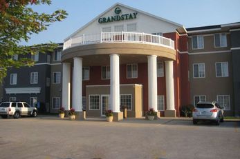 GrandStay Hotel & Suites Ames