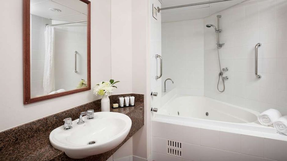 Rydges Bankstown Suite