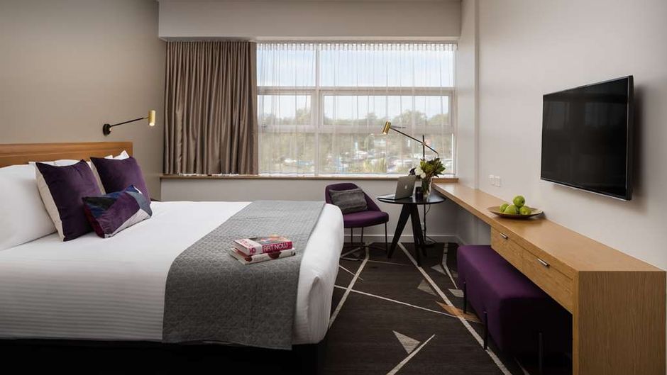 Rydges Campbelltown Room