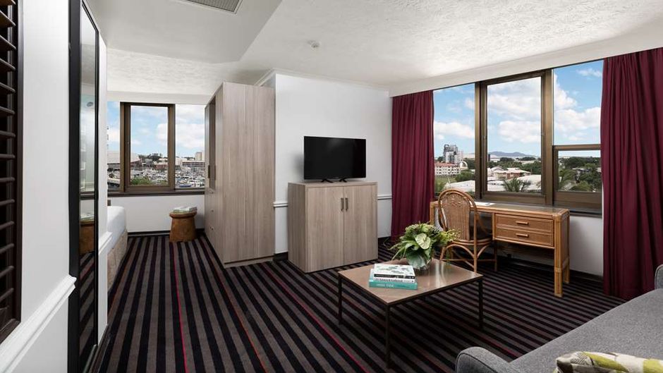 Rydges Southbank Townsville Suite