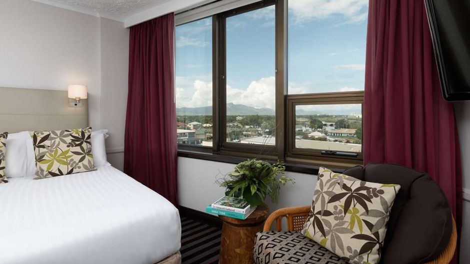 Rydges Southbank Townsville Suite