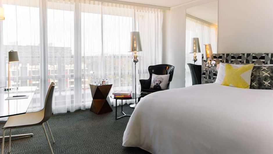QT Canberra Room