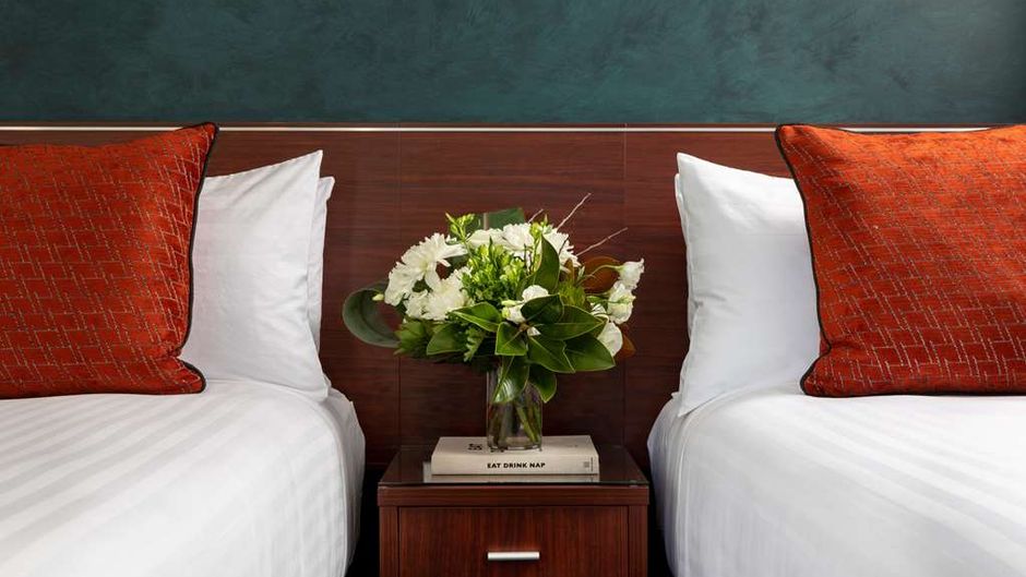 Rydges Auckland Room