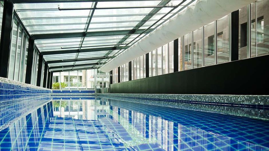 QT Wellington Pool
