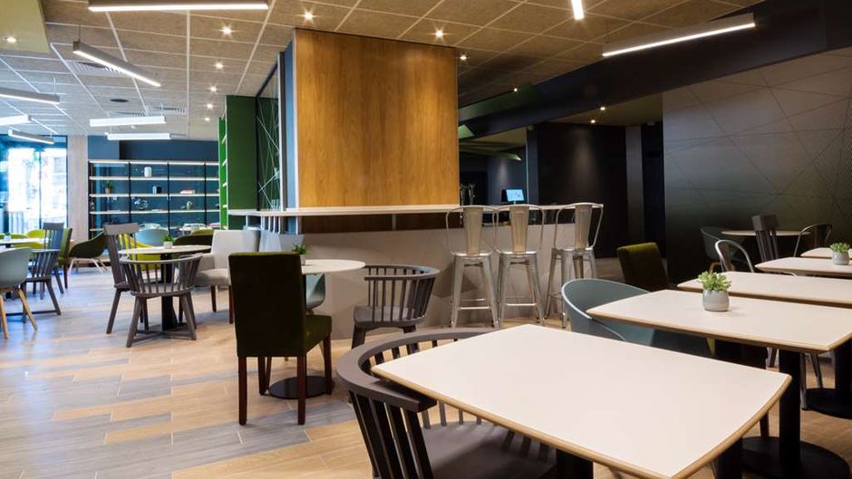 Campanile Montpellier Centre Lobby