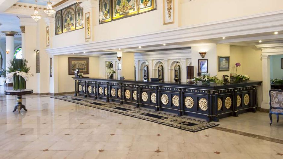 Hotel Majestic Saigon Lobby