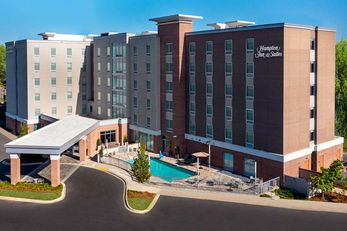 Hampton Inn & Suites Capitol-University