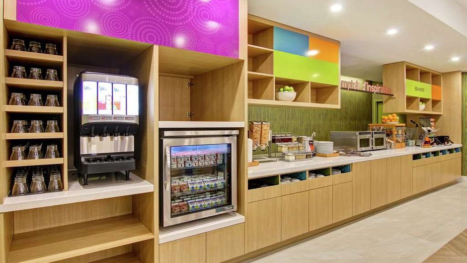 Home2 Suites by Hilton Montreal Dorval Restaurant