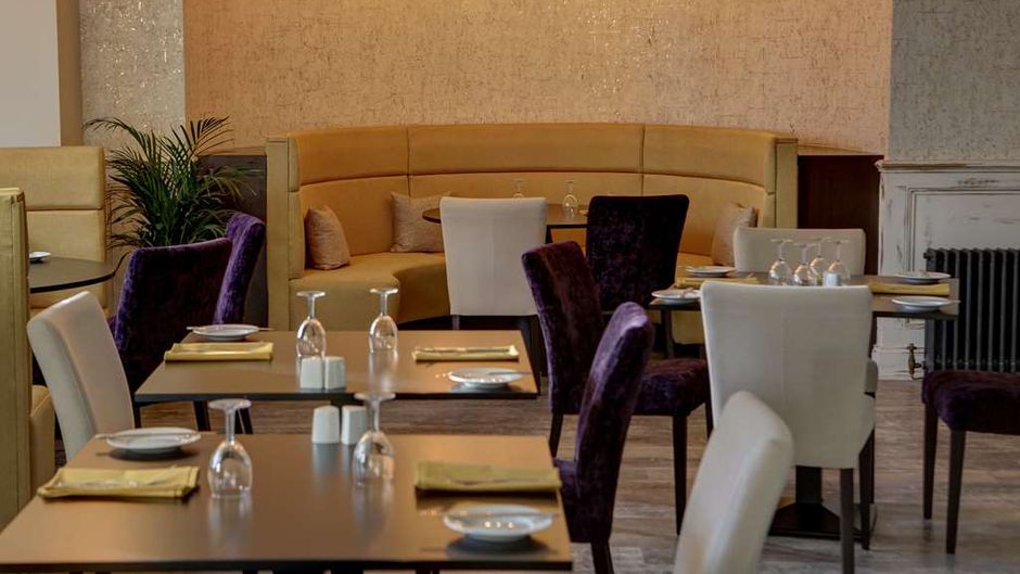Best Western Plus Burlington Hotel Restaurant