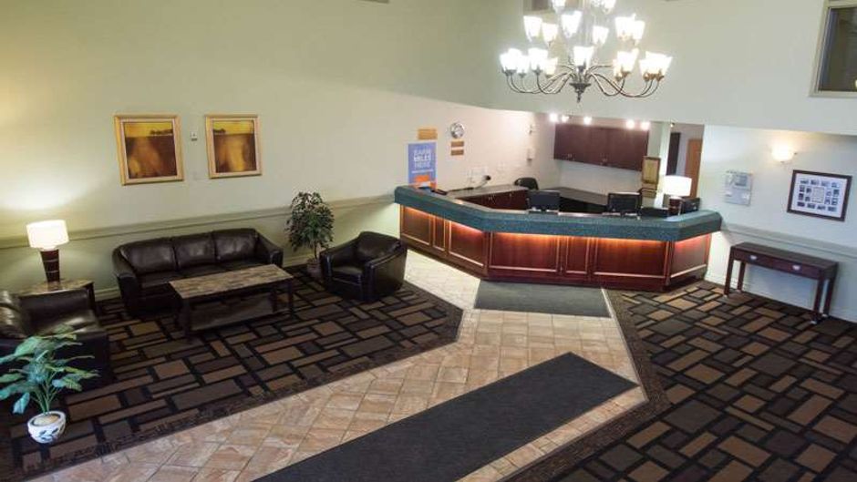 Nova Inn Acheson Lobby