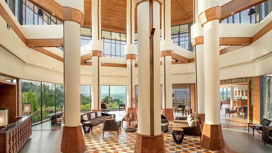 DoubleTree by Hilton Goa-Panaji Lobby