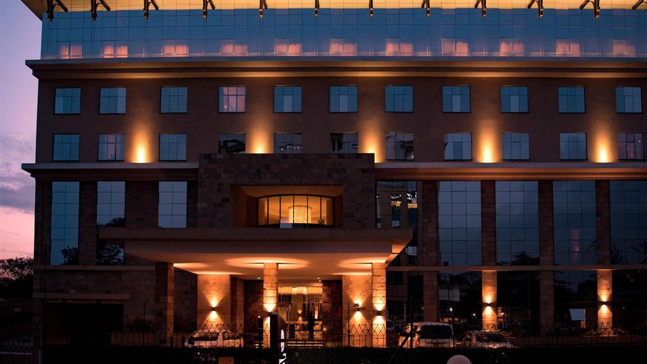 DoubleTree by Hilton Nairobi Hurlingham Exterior