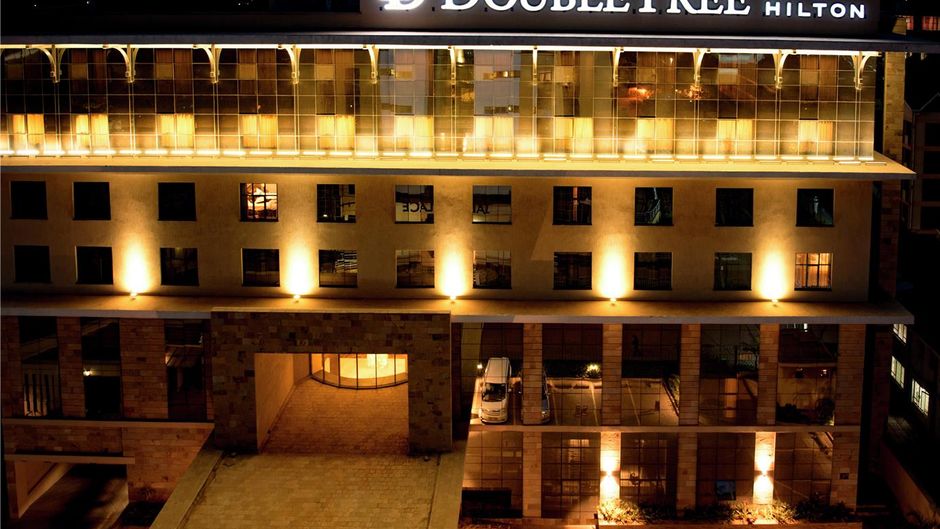DoubleTree by Hilton Nairobi Hurlingham Exterior