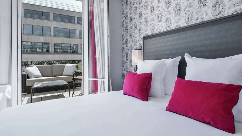 Maison Astor Paris, Curio Collection Room