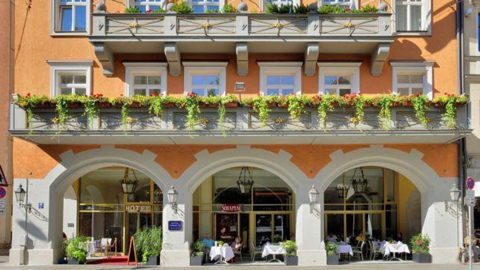 Torbraeu Hotel Exterior