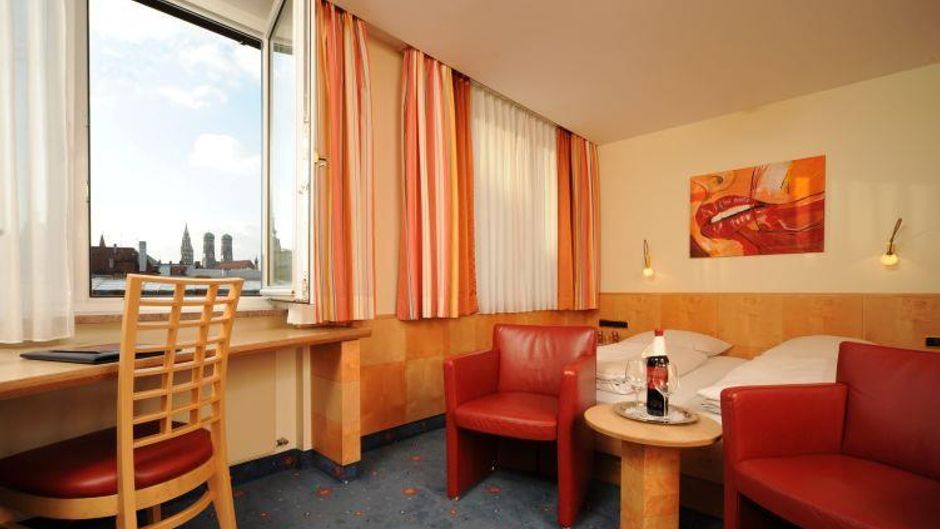 Torbraeu Hotel Room