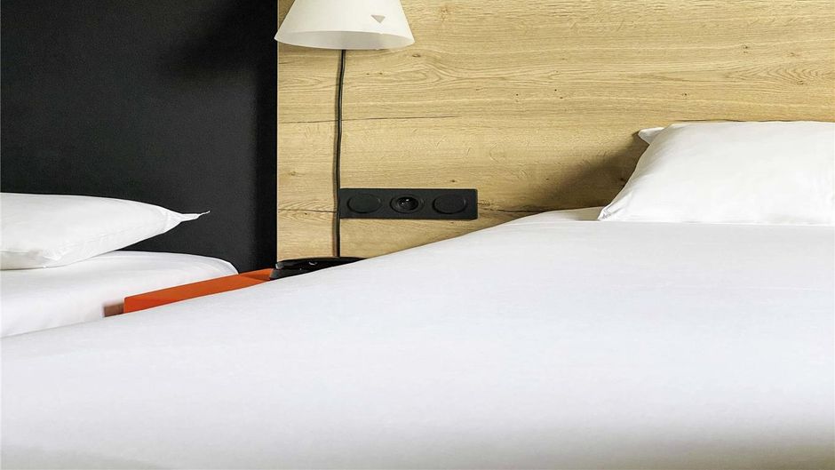 Ibis Styles Grenoble Crolles Room